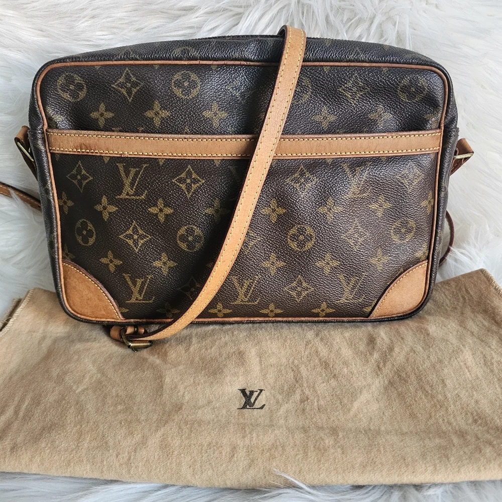 ❌SOLD❌ 🔥 LV Trocadero 30 🔥 - Picture 1 of 16